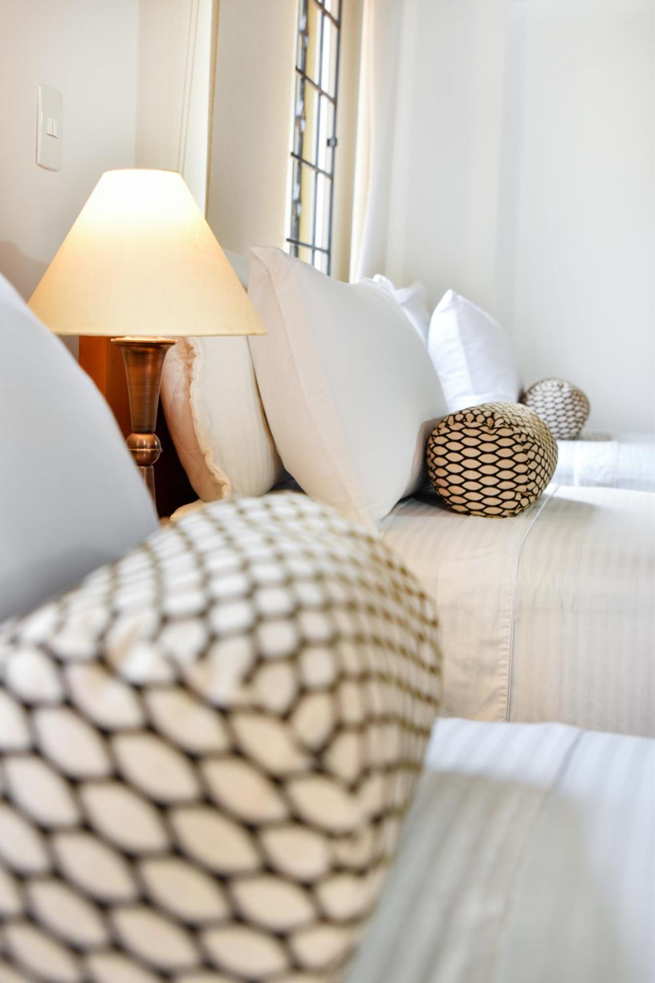 La Campana Hotel Boutique Медельин Экстерьер фото
