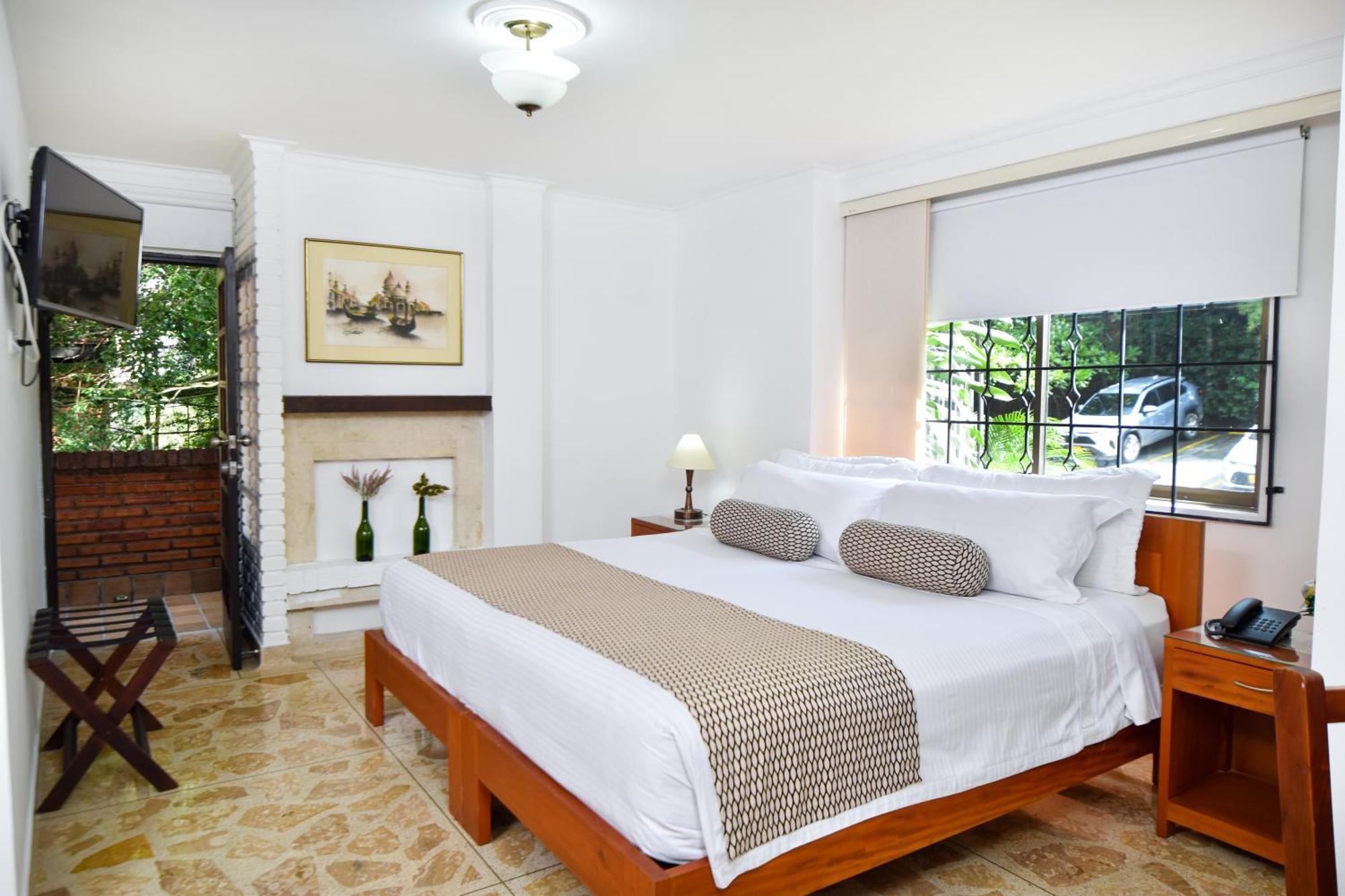 La Campana Hotel Boutique Медельин Экстерьер фото