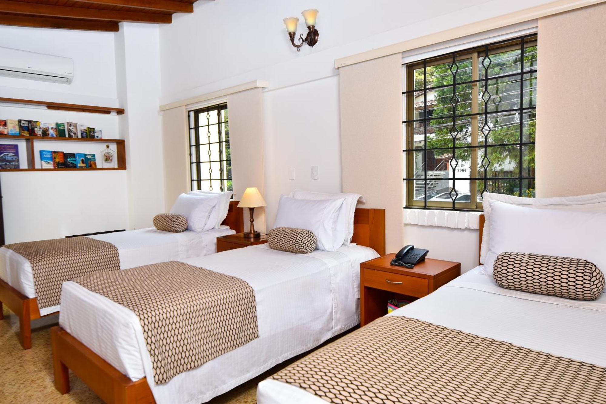 La Campana Hotel Boutique Медельин Экстерьер фото